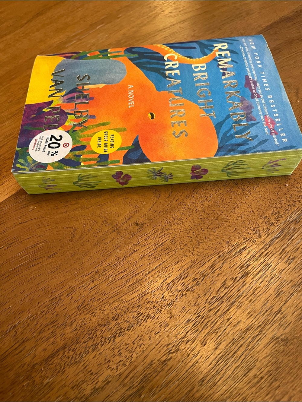 Remarkably Bright Creatures by Shelby Van Pelt - Paperback - Picture 3 of 3